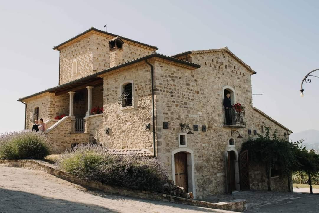 Agriturismo Torre Gialluise Gesualdo Exterior photo